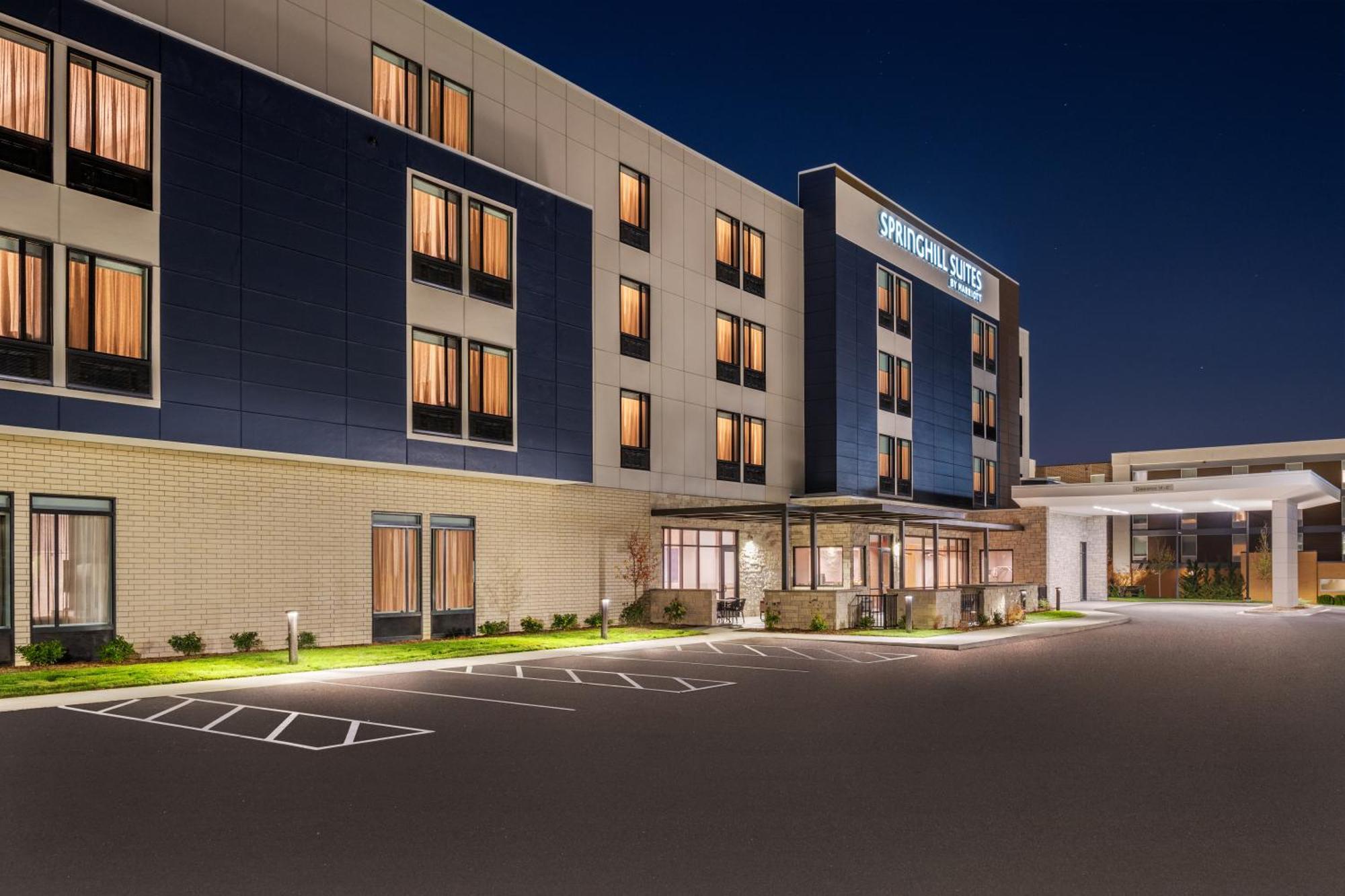 Springhill Suites By Marriott Menomonee Falls Exteriér fotografie